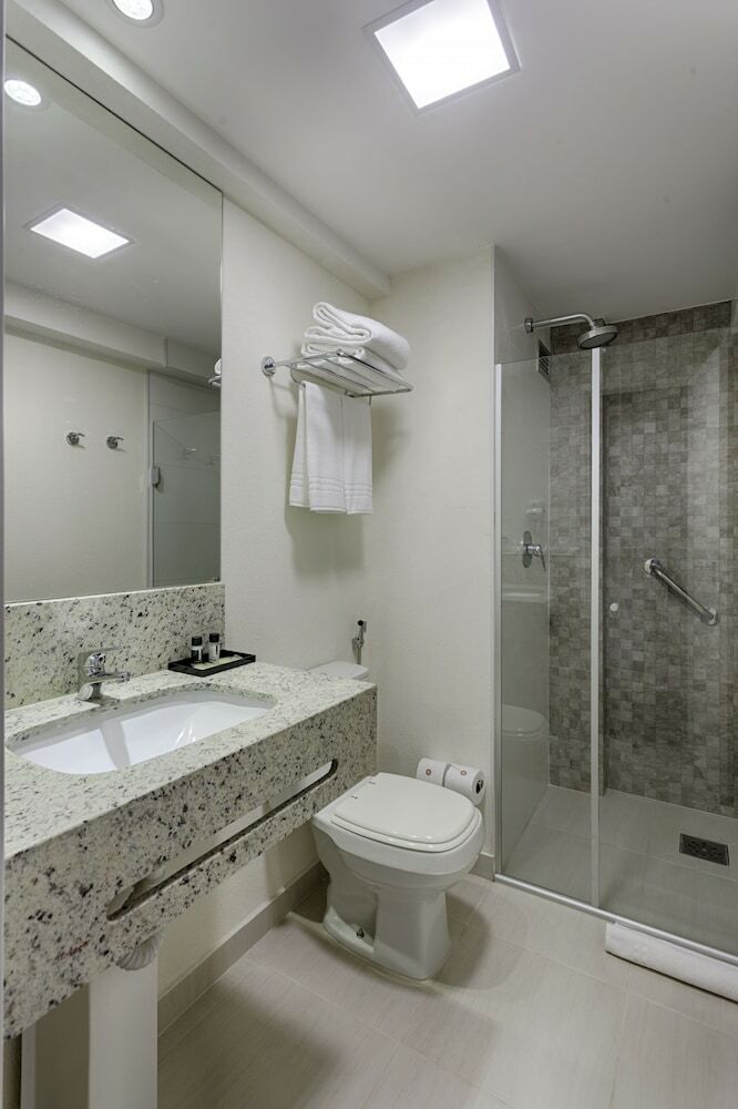 Hotel Intercity Bh Expo