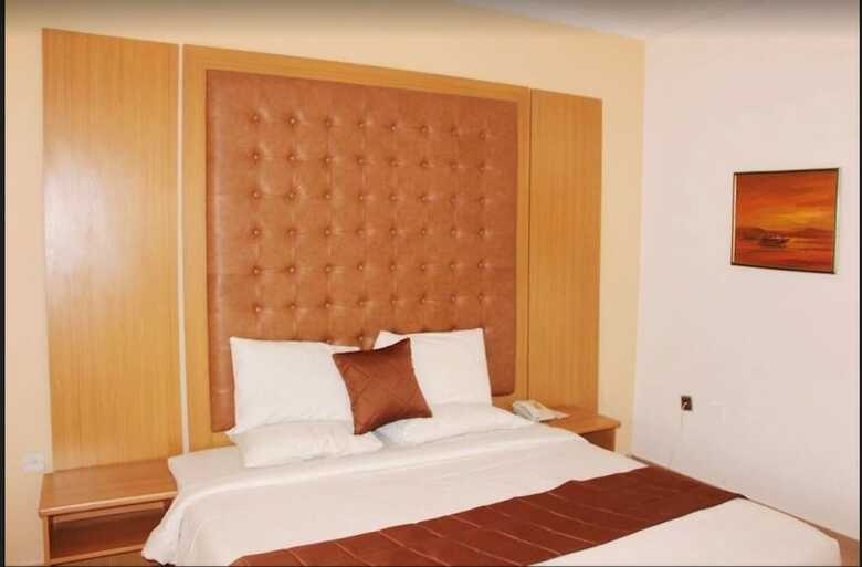 Bolingo Hotel Towers