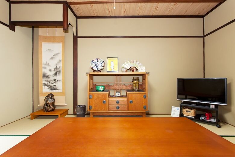 Apartamentos Kujo Stays