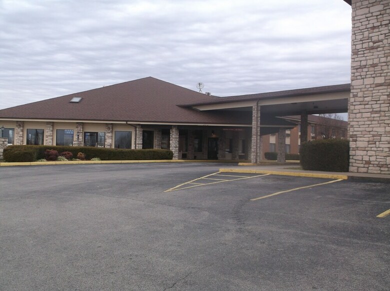 Motel Baymont By Wyndham Metropolis