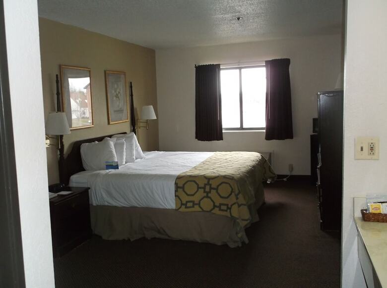 Motel Baymont By Wyndham Metropolis