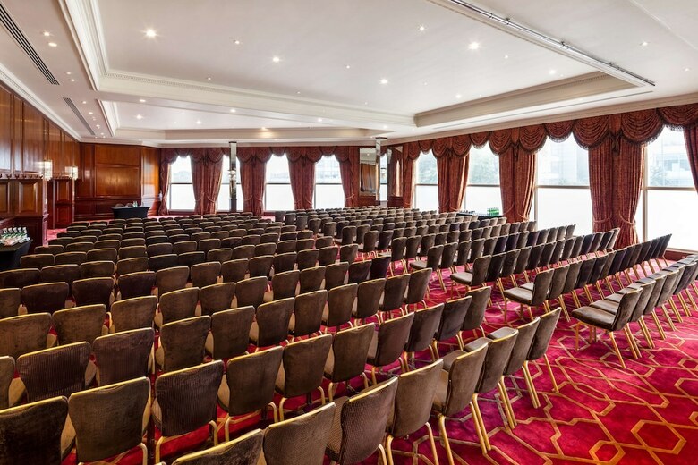 Radisson Blu Edwardian Heathrow Hotel