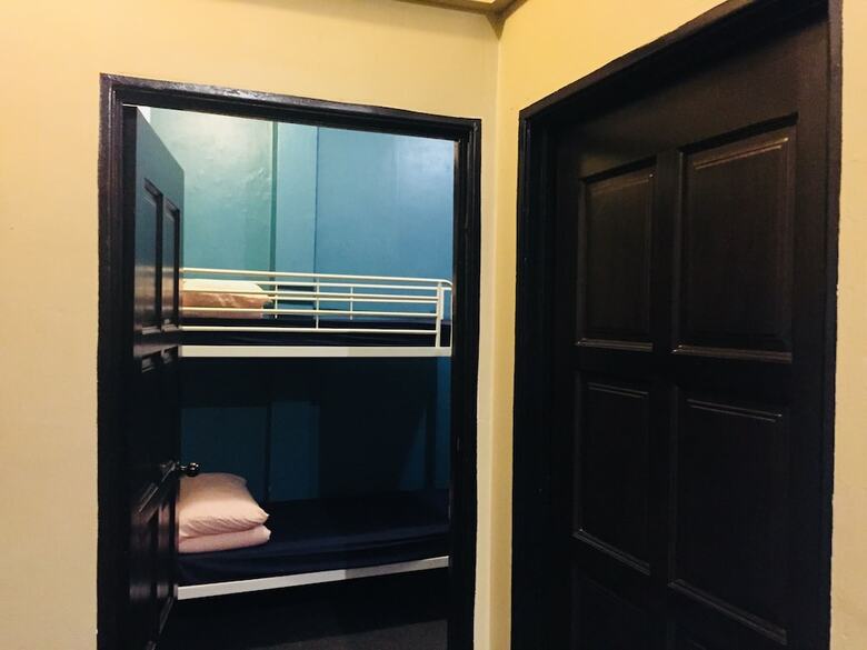 Hostal Olive Flashpackers - Hostel