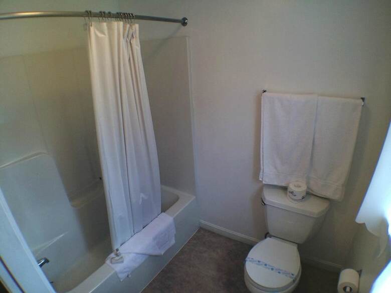 Bourne's Ocean Acres Motel