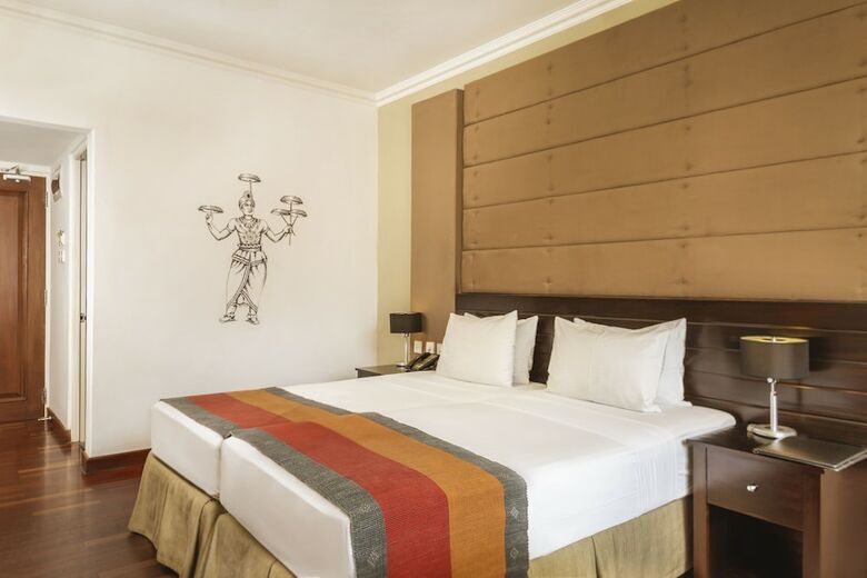 Kandy City Hotel By Earl's