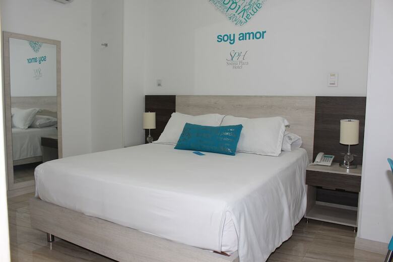 Sixtina Plaza Hotel
