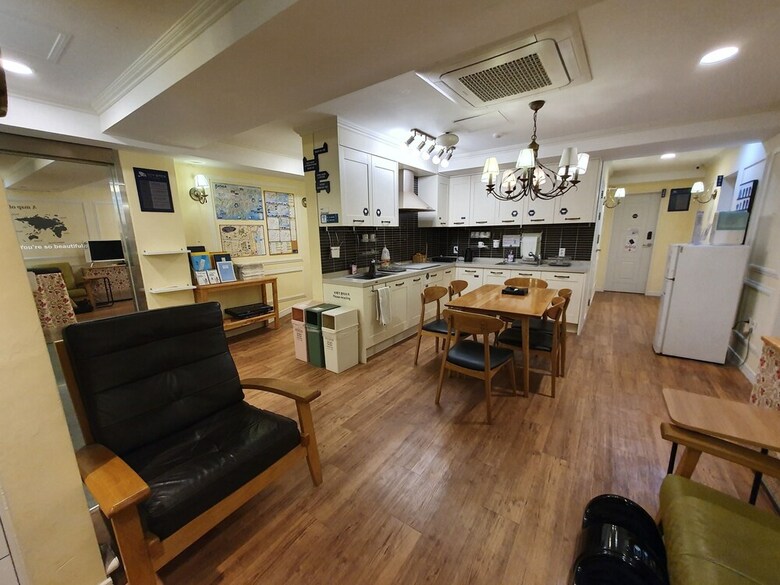 Hostal Blueboat Guesthouse Nampo - Hostel