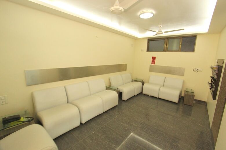 Oyo 1377 Hotel Alfa