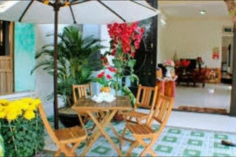 Hostal Cam Nam Homestay