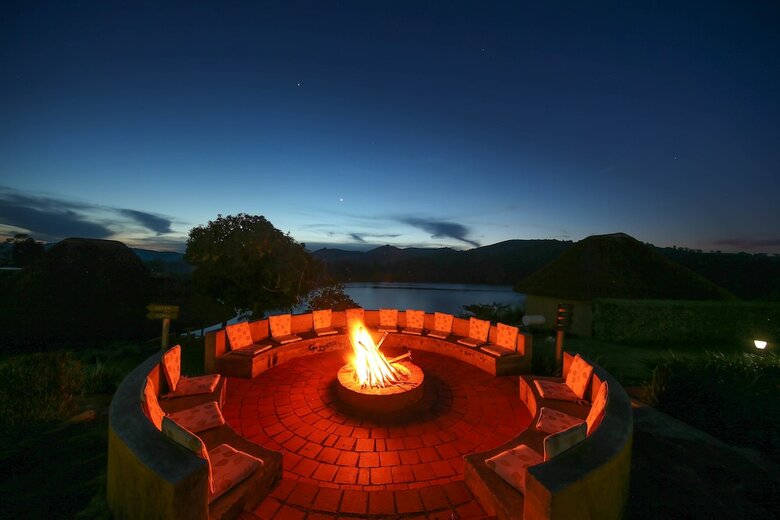 Posada Crater Safari Lodge