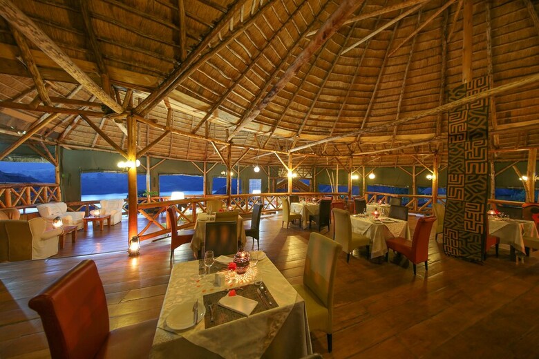 Posada Crater Safari Lodge