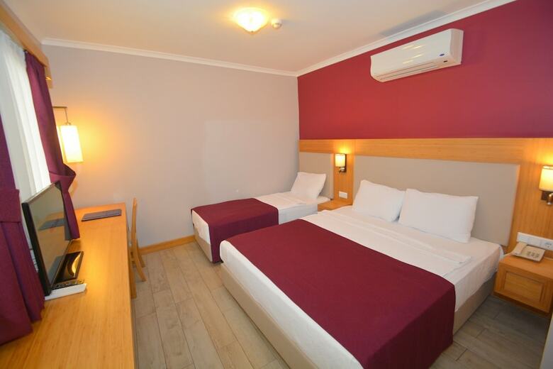 Hotel ?stank�y