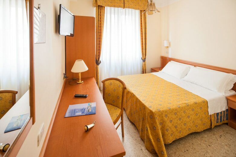 Hotel Curtis Centrale