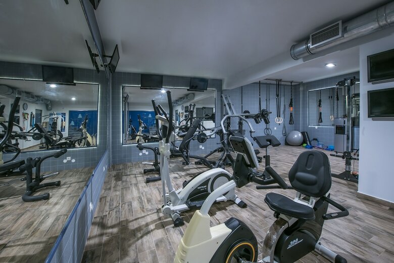 Eleni Beach Hotel