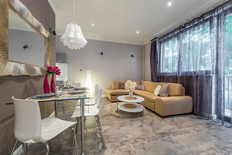 Aparthotel P&o Apartments Powi?le