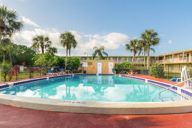 Motel Studio 6 Vero Beach, Fl