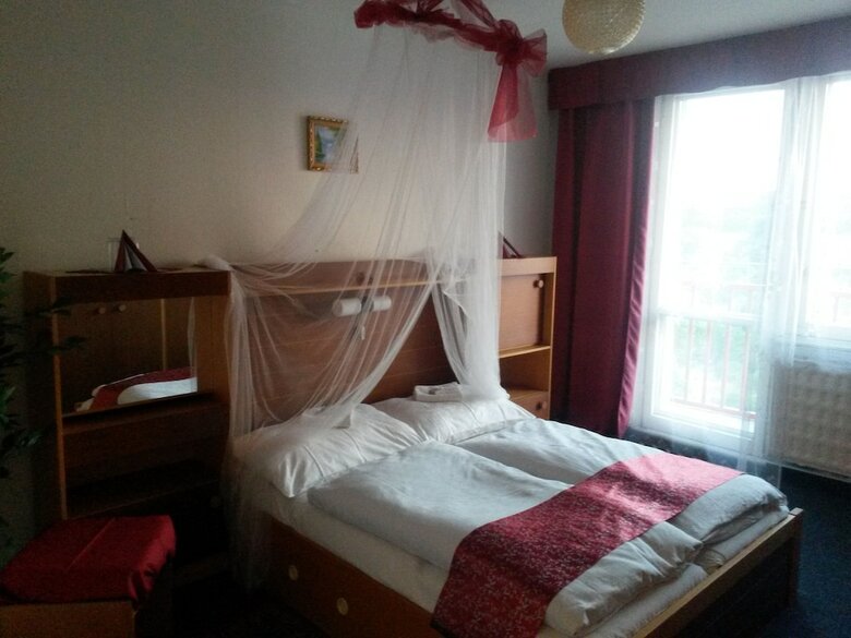 Abc Hotel
