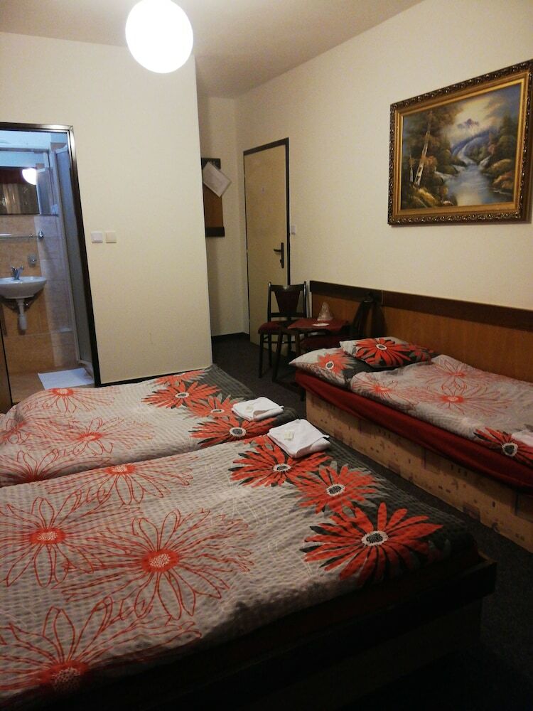 Abc Hotel