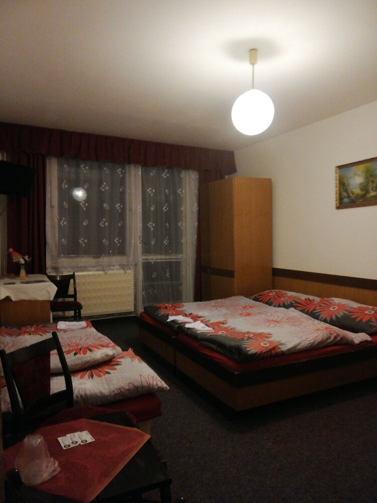 Abc Hotel