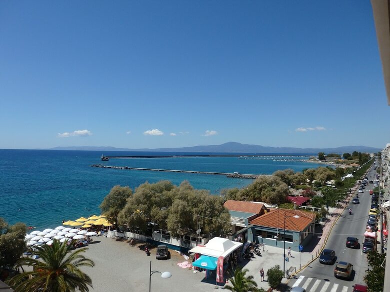 Hotel Flisvos