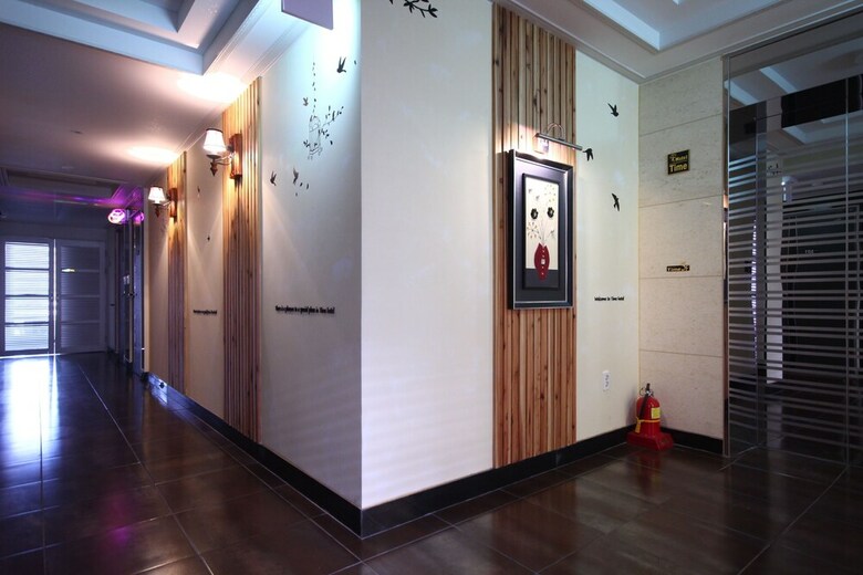 Time Hotel