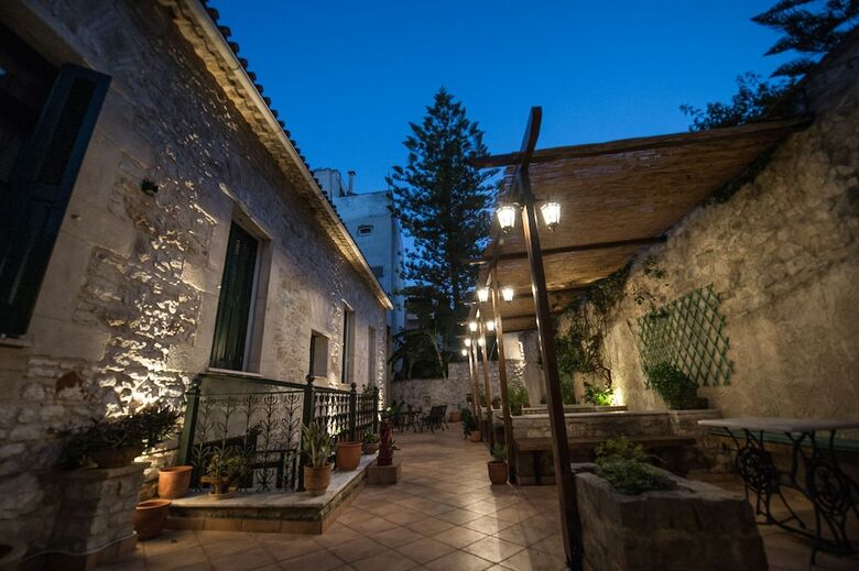 Hotel Ibiscos