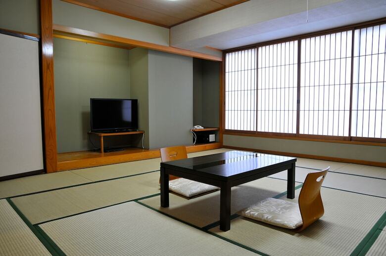 Shiobara Yuukaan