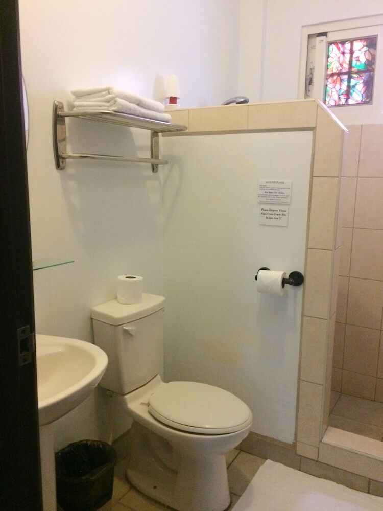 Hotel Easy Inn