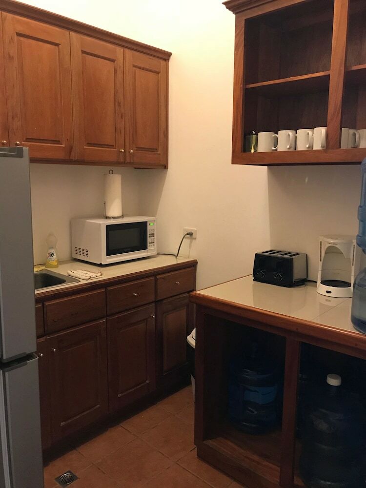 Hotel Easy Inn