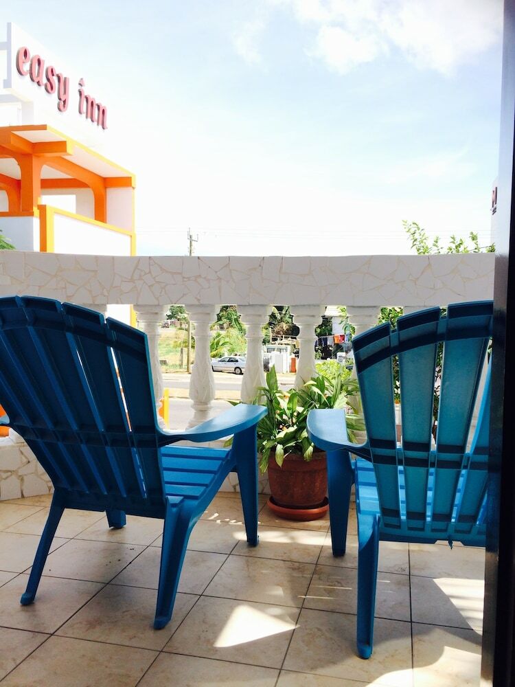 Hotel Easy Inn