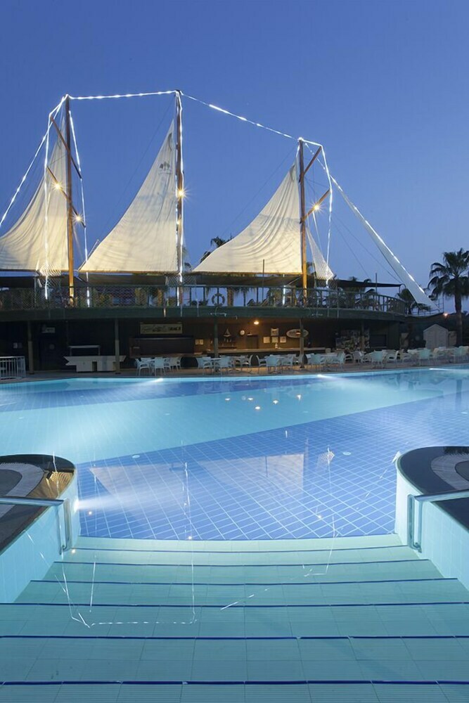 Can Garden Resort Hotel