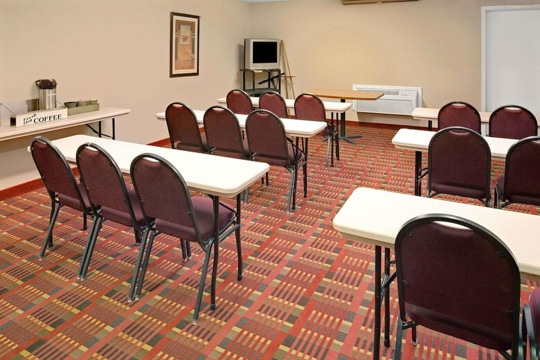Hotel Ramada By Wyndham Spokane Valley
