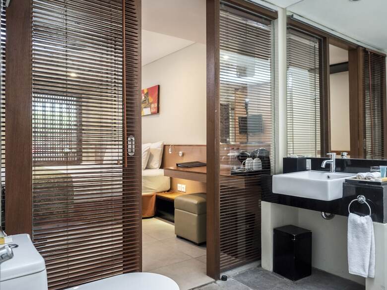 Hotel Dafam Savvoya Seminyak Bali