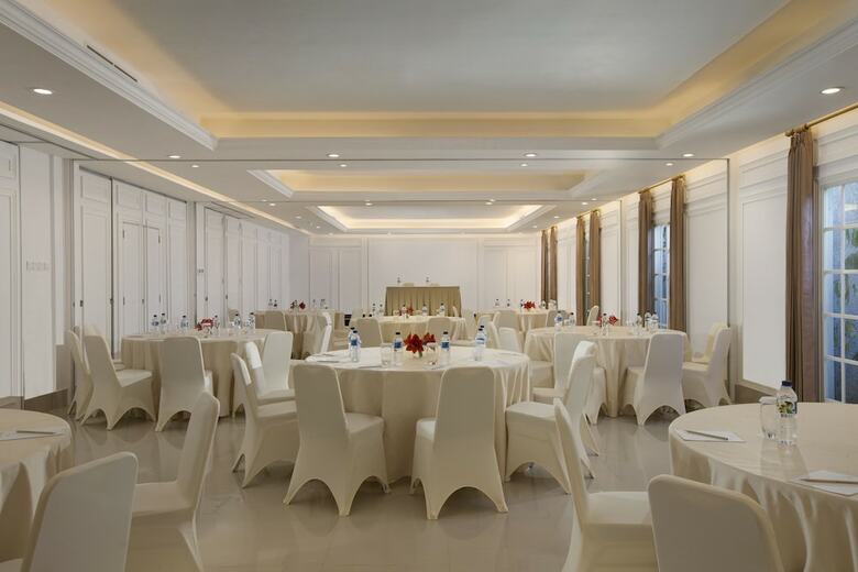 Hotel Santika Seminyak