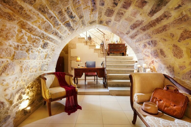 Hotel Rector's Romance Suites
