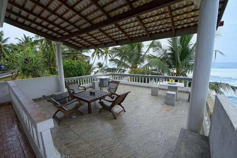 Hotel Blue Sky Beach Resort