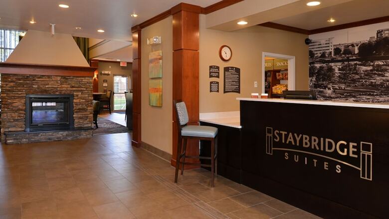 Hotel Staybridge Suites Sioux Falls