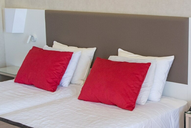 Hotel Ramada Plaza By Wyndham Thraki
