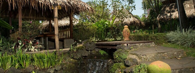 Hotel Kampung Sampireun Resort & Spa