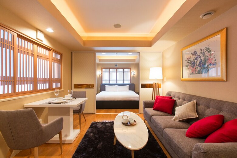 M Hotel
