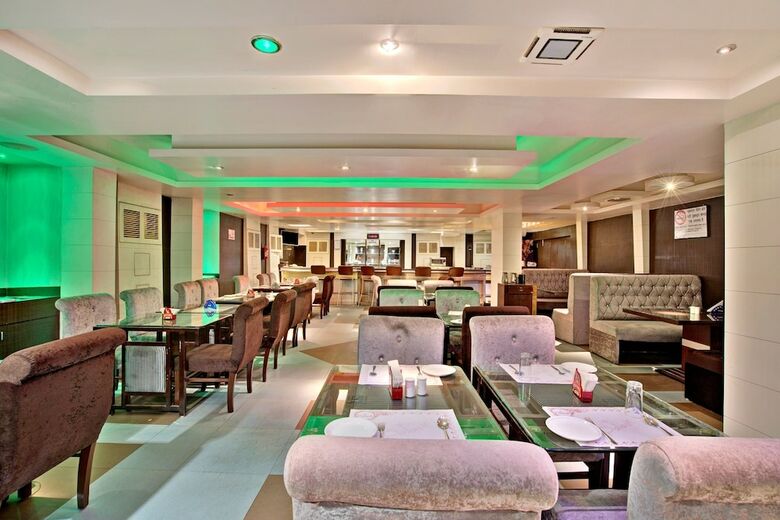 Capital O 1585 Hotel Palash Residency