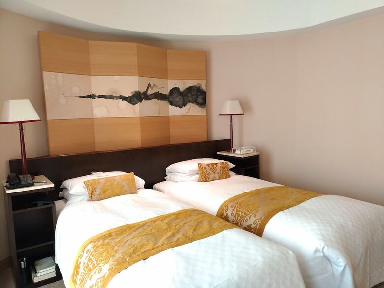 Hotel Landmark Inn