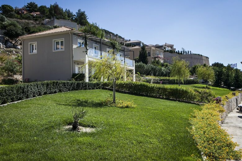 Apartamentos Dionysos Village Resort