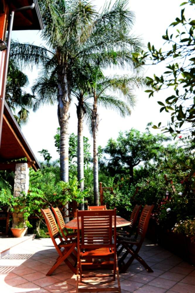 Bed & Breakfast Il Giardino Delle Jacaranda