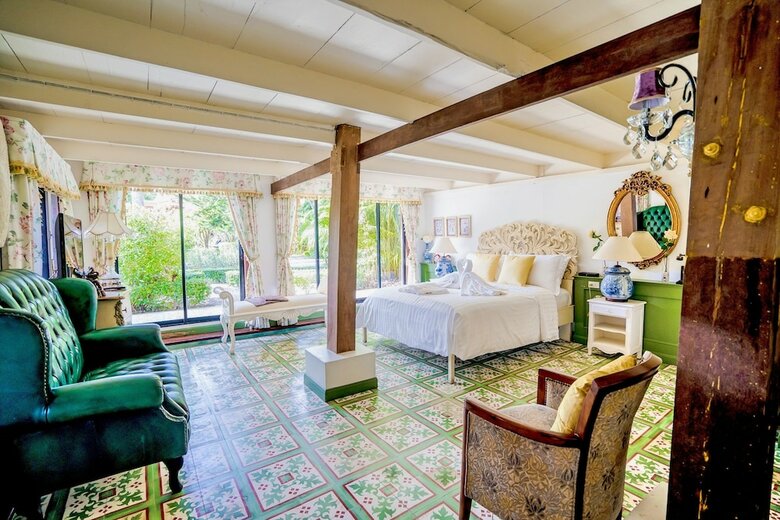 Hotel Royal Thai Villas Phuket