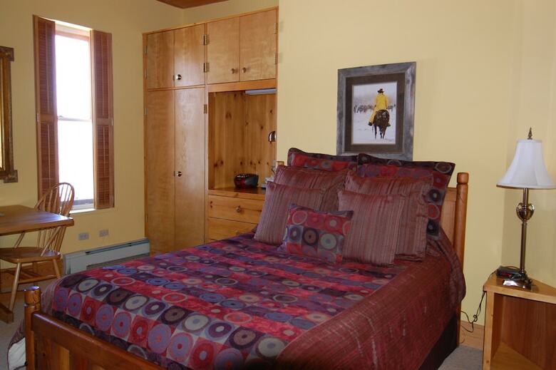 Hotel Independence Square Lodge By Frias