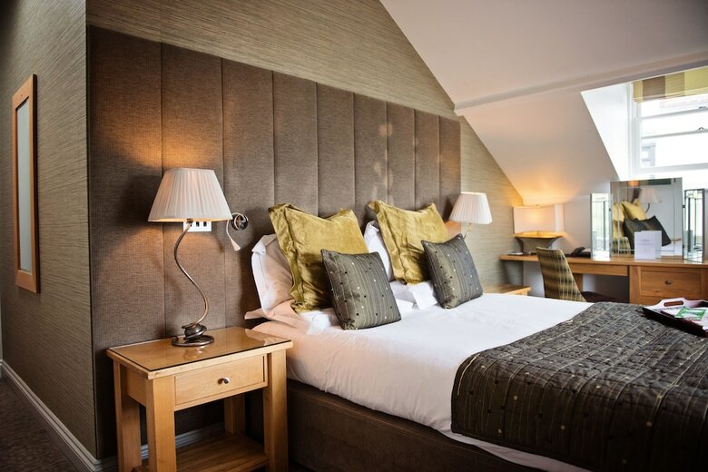 Hotel Beaumont House