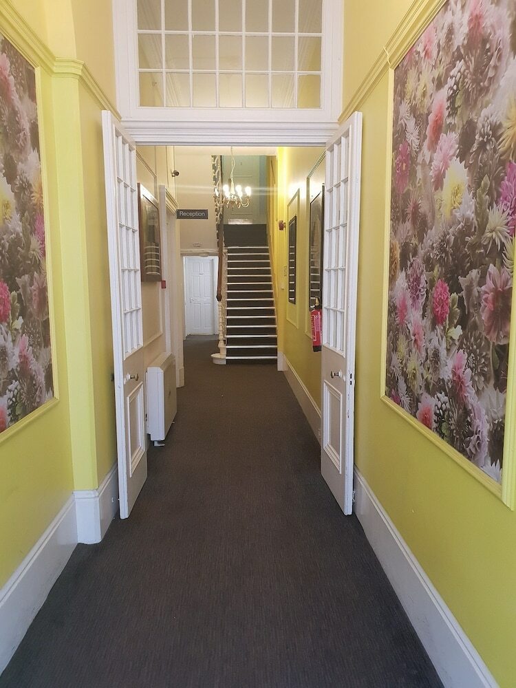 Hostal Acacia Hostel