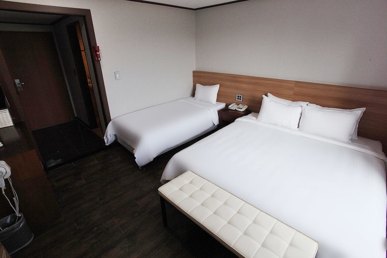 Noblesse Hotel