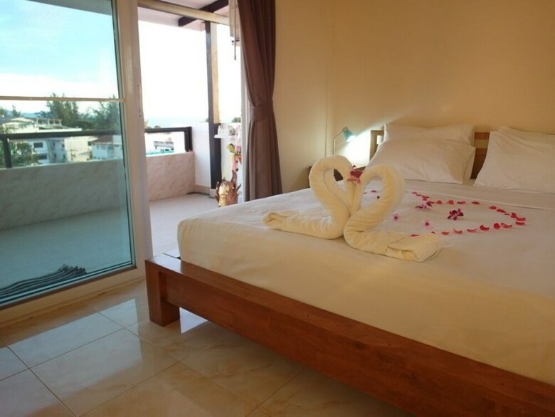 Hotel Patamnak Beach Guesthouse
